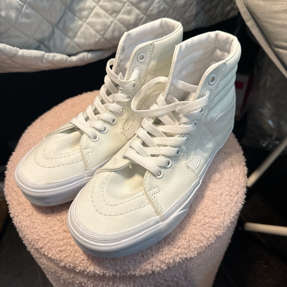 Unisex Vans Cream High-Top Sneakers